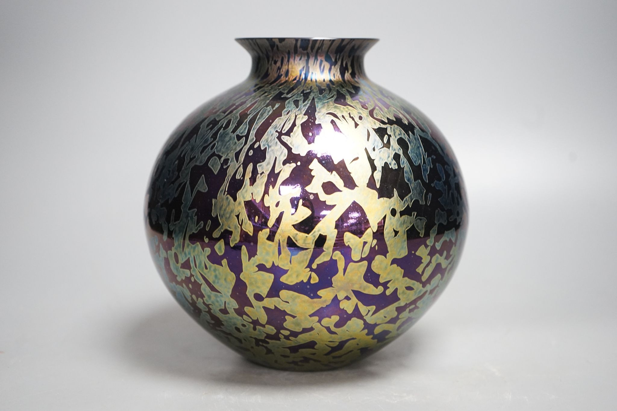 A Royal Brierley studio glass vase, 20cm
